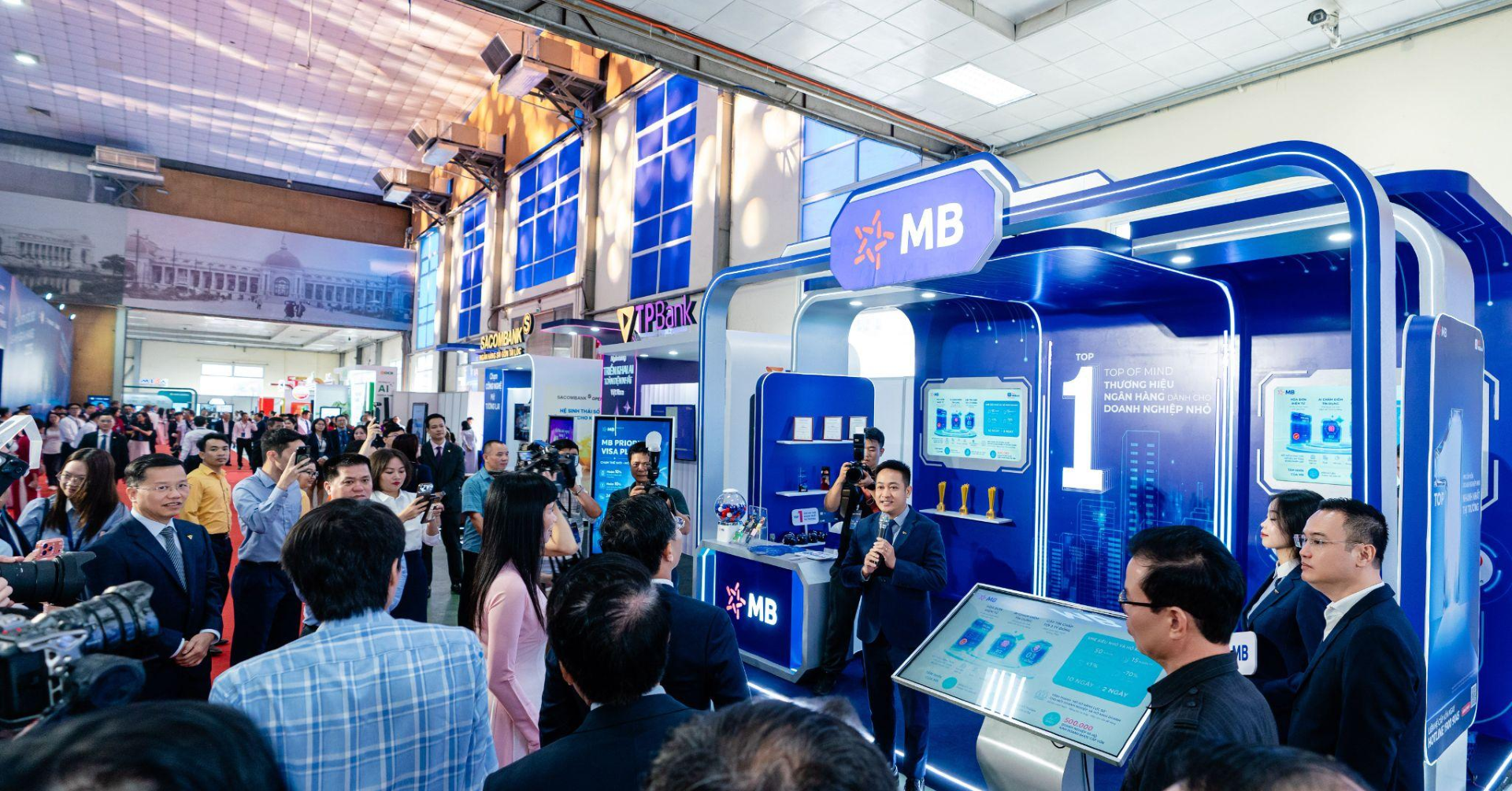 MB rút ngắn thời gian cấp vốn xuống 2 ngày nhờ AI và dữ liệu