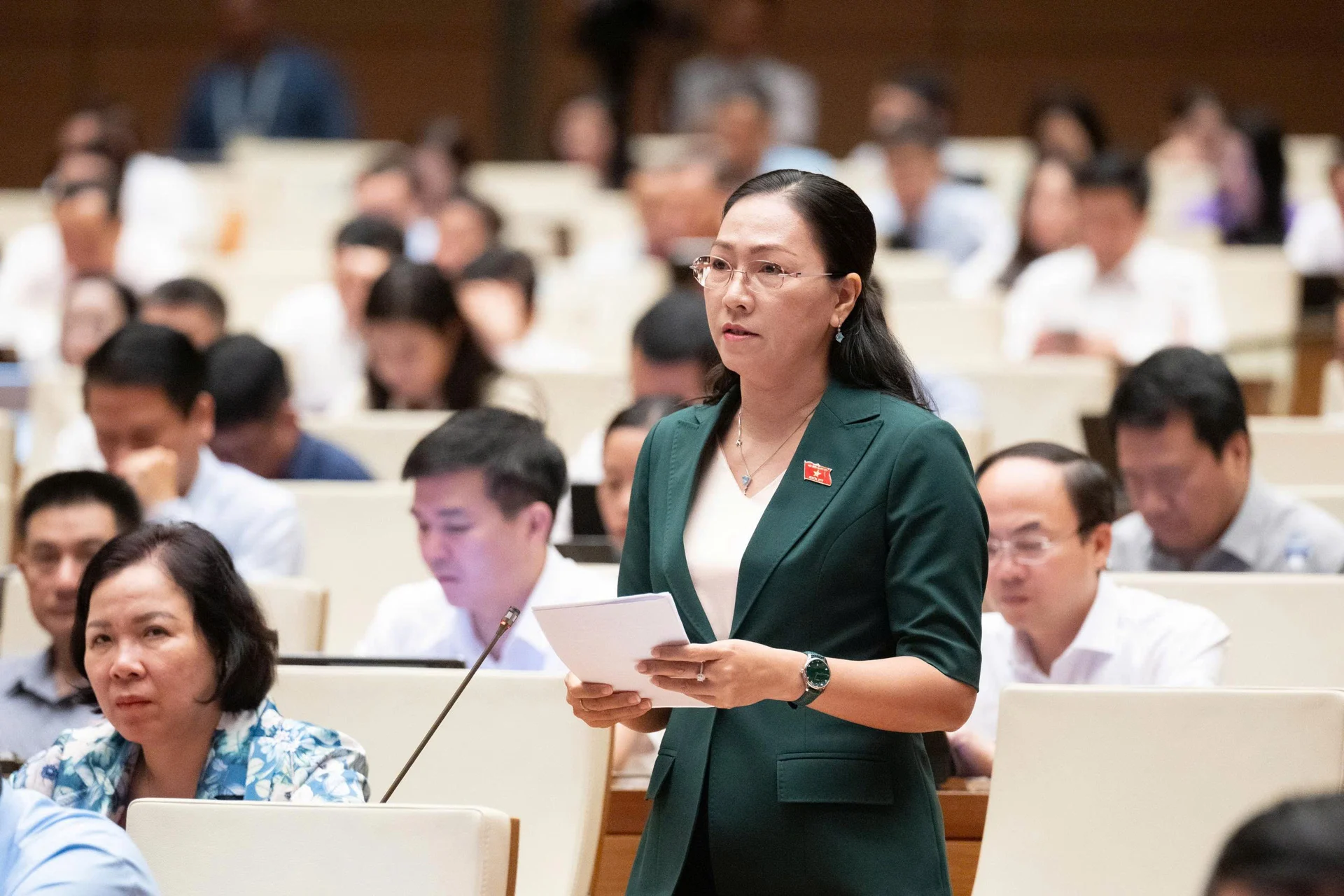 Phân hóa chương trình học: Lối thoát cho học sinh quá tải