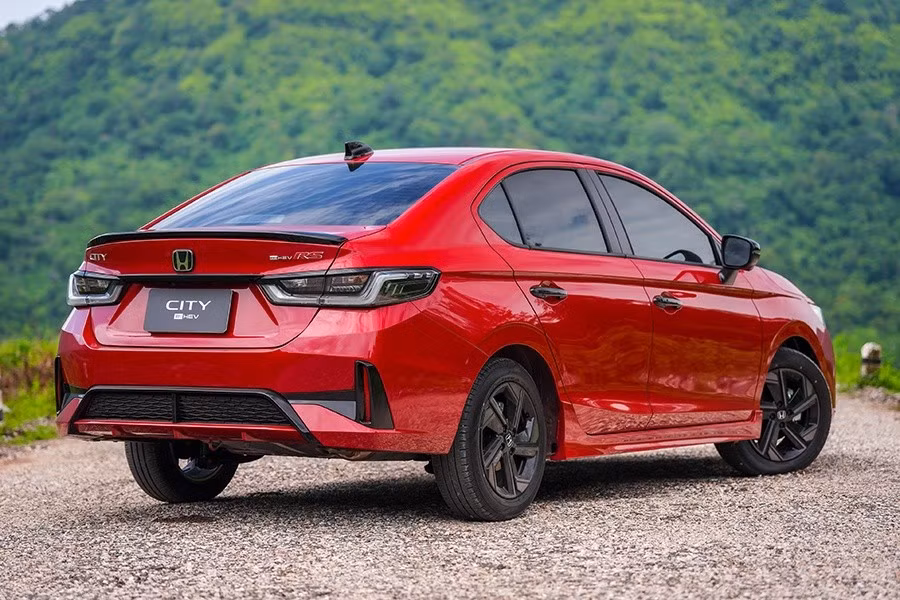Honda City facelift lần hai: thiết kế mới có đủ để vượt Toyota Vios?