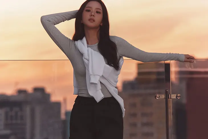 JISOO and ALO Make Tennis-Inspired Athleisure the New Fall Uniform
