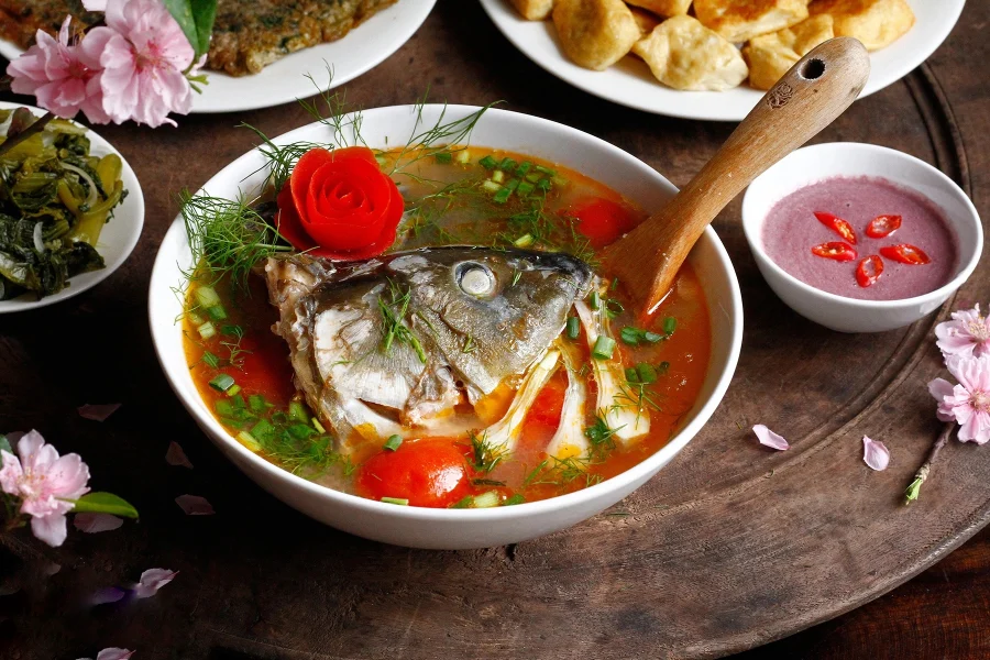 Hấp, nấu canh hay rán cá: chọn cách nào để giữ chất dinh dưỡng?