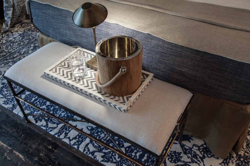 How Rugs Unite Disconnected Furniture and Shape a Room