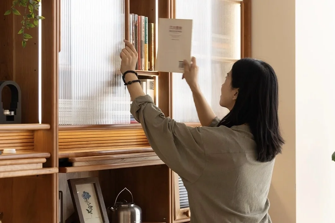 Sách không phải để đọc: Khi kệ sách trở thành nội thất cá nhân hóa