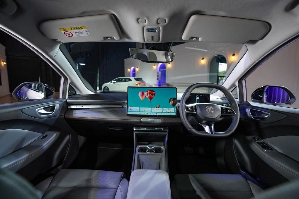 MG4 Urban: hatchback điện 530km/sạc sẽ định giá ra sao?