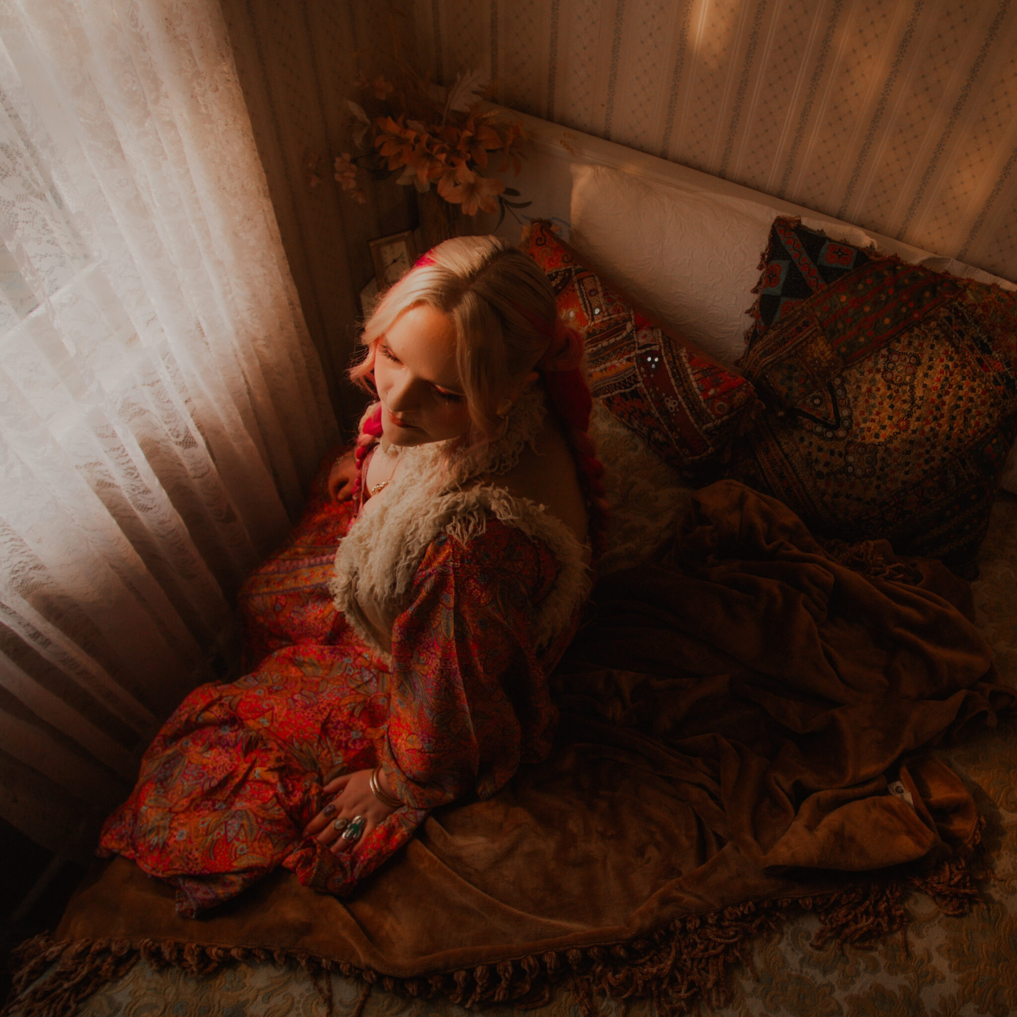 Five Emerging Pop Artists Rewriting the Alt-Pop Rulebook