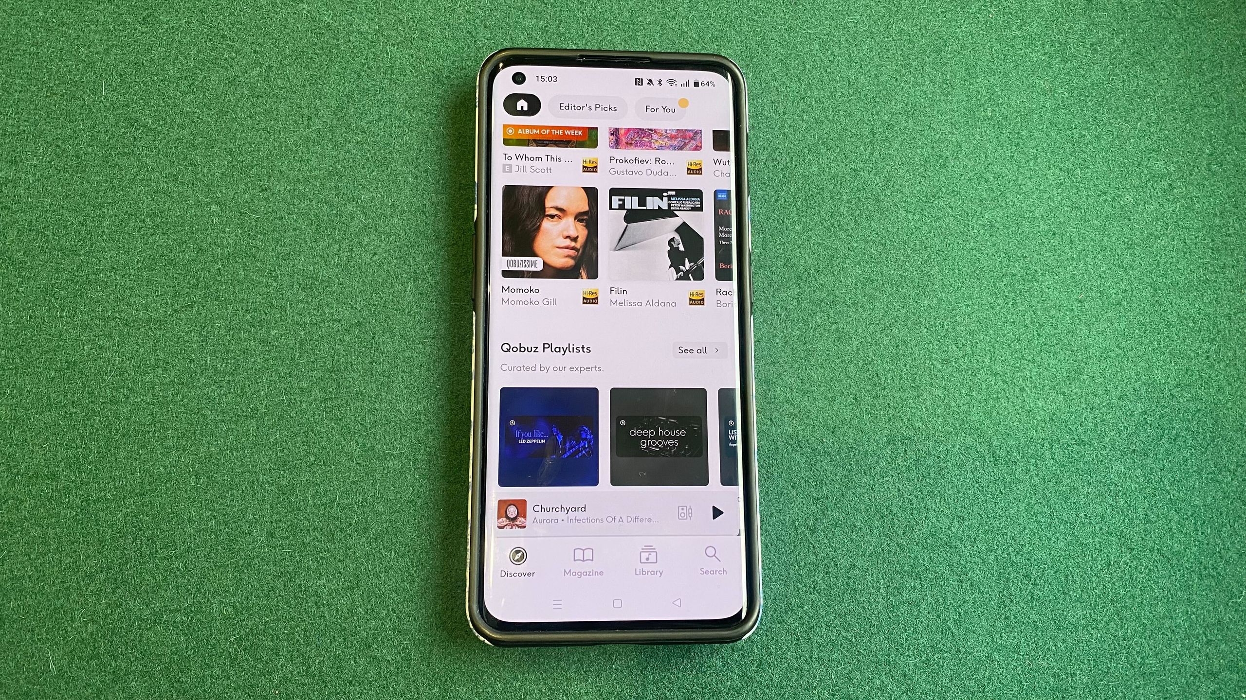 Nhạc AI được gắn nhãn trên nền tảng streaming: người nghe cần gì hơn là tiện lợi?