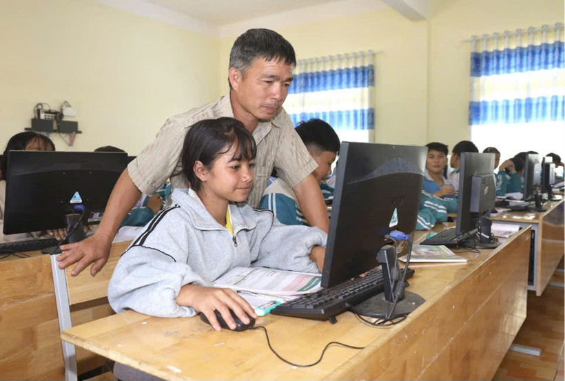 Lâm Đồng số hóa hồ sơ học sinh: bước tiến cho công bằng tiếp cận
