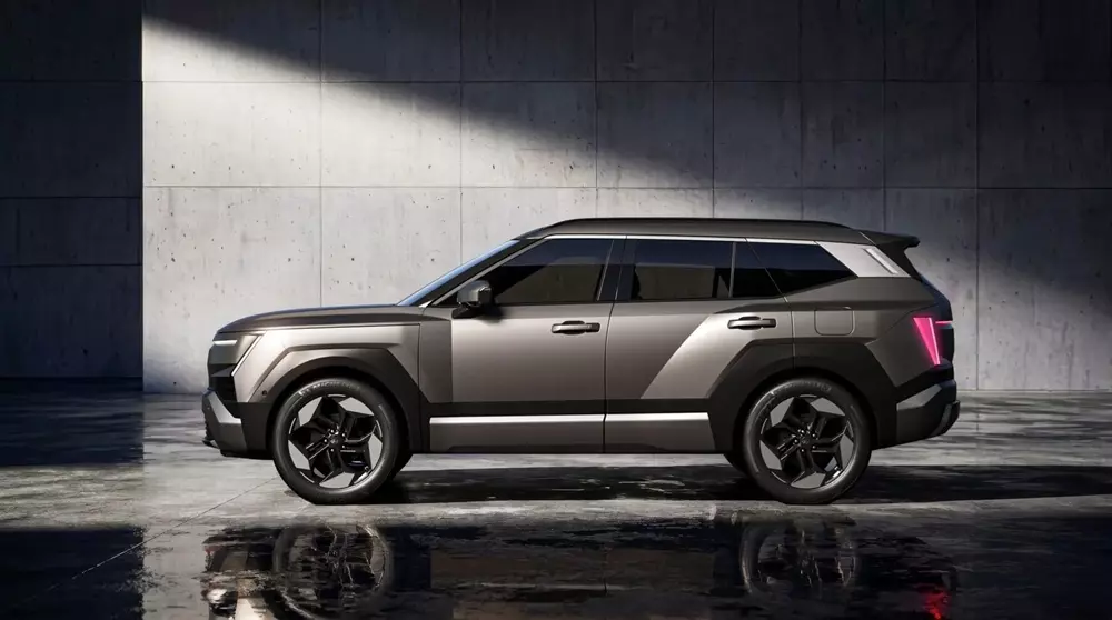 Hyundai Tucson thế hệ 5: Thiết kế vuông vức thách thức Toyota RAV4