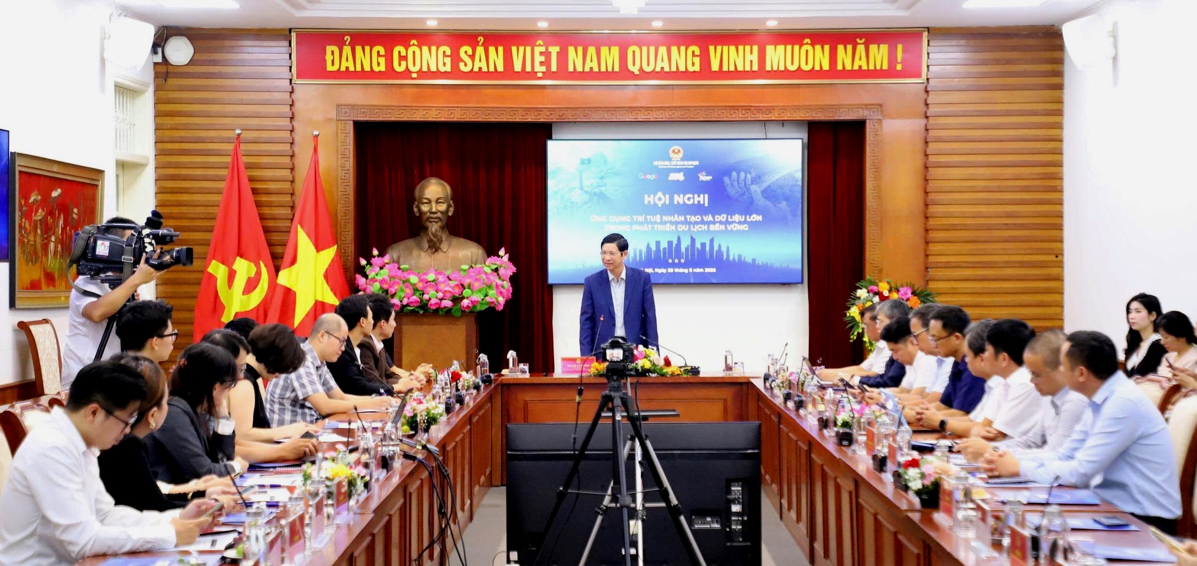 AI và dữ liệu lớn đang tái định nghĩa marketing du lịch Việt Nam