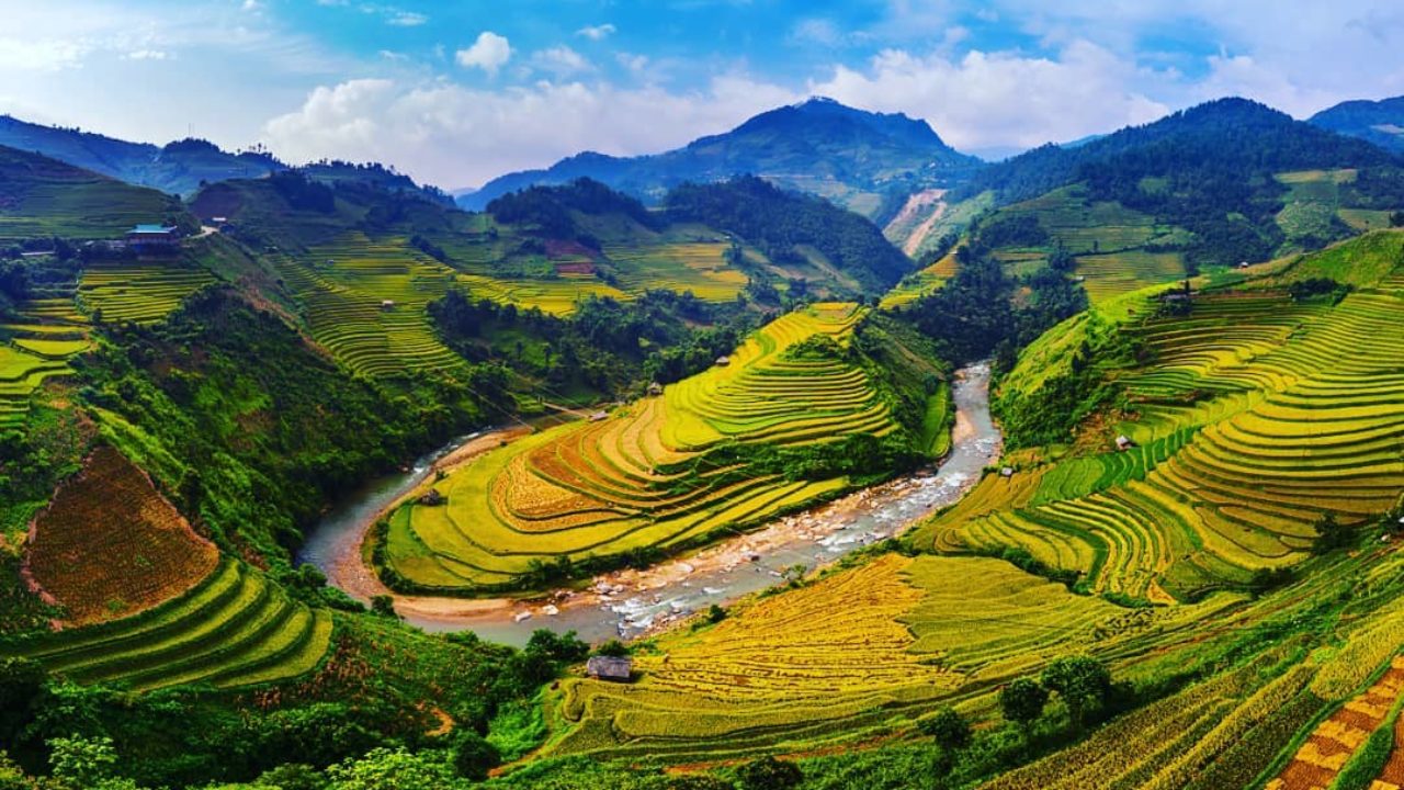 Bay dù lượn Sapa giá 2,19 triệu: đáng tiền hay không?