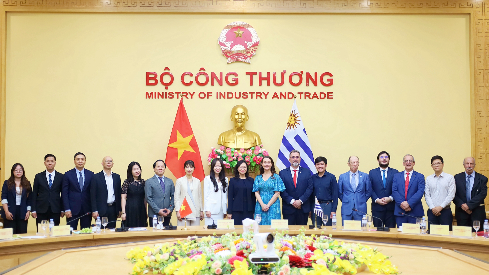 Việt Nam và Uruguay mở rộng hợp tác kinh tế: Cánh cửa mới sang MERCOSUR