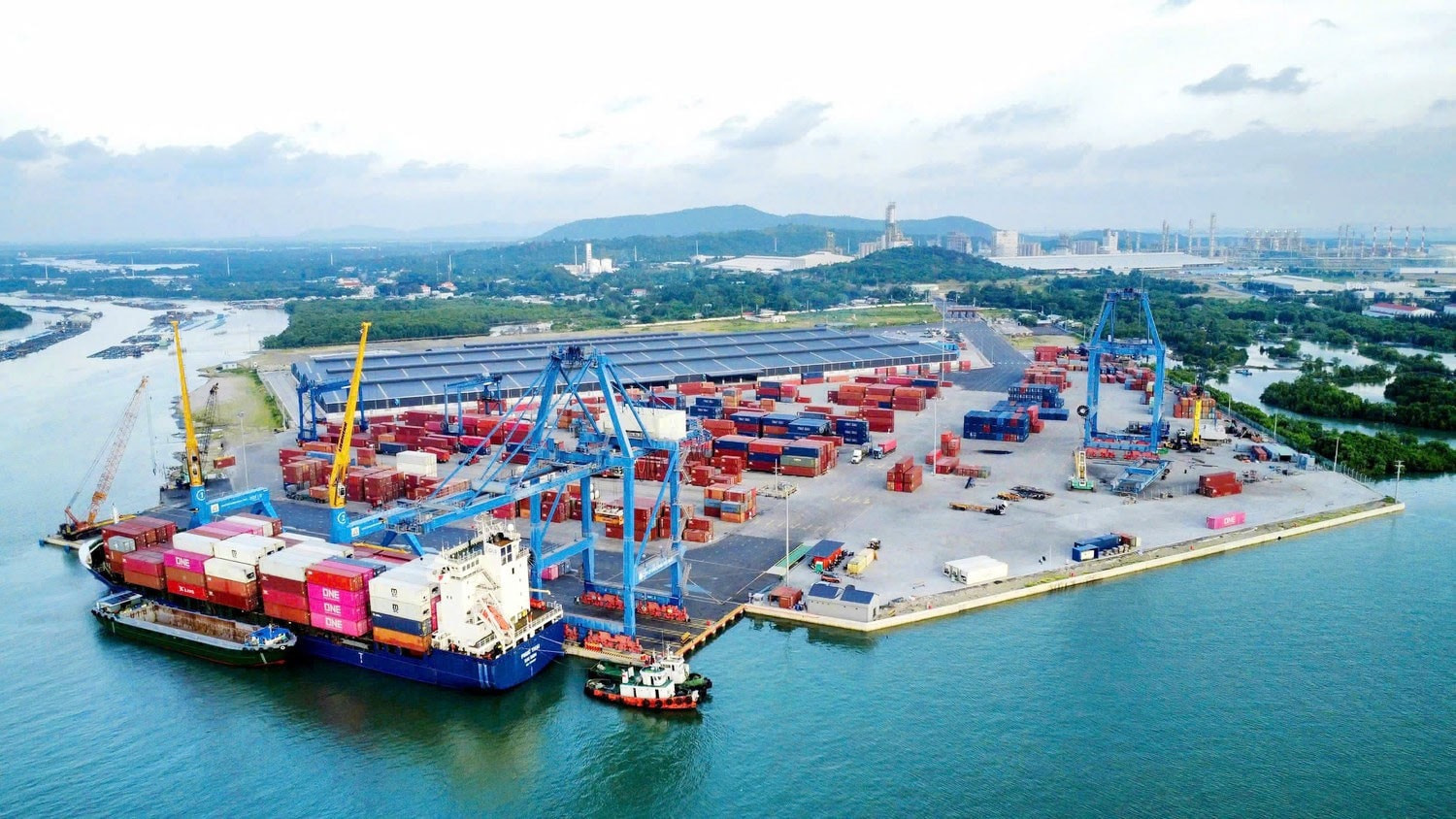 TP.HCM chuyển lợi thế cảng biển thành sức cạnh tranh thương mại