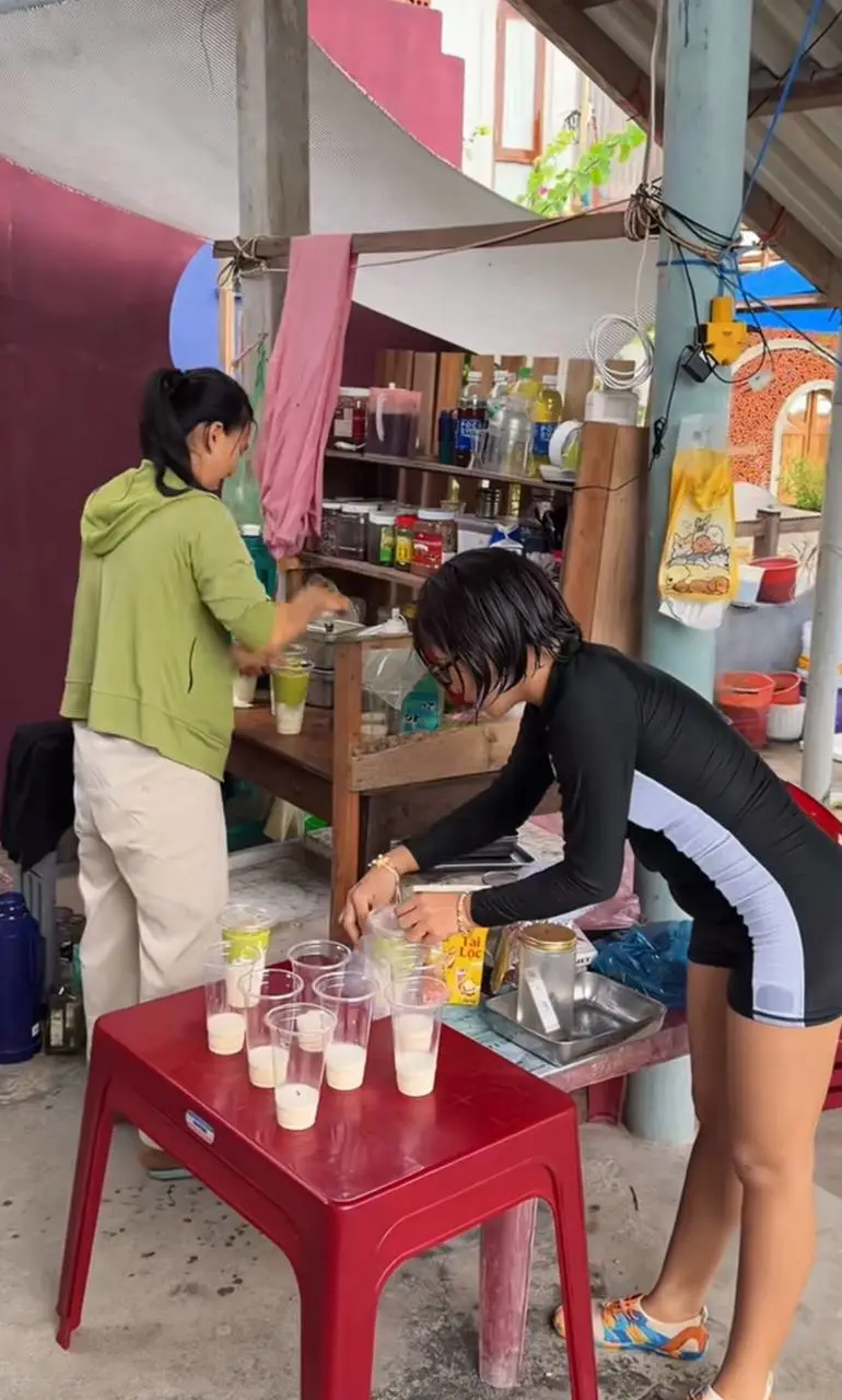 Bánh căn 500 đồng, bún 5.000 đồng: truyền thuyết hay sự thật ở Tân Phụng?