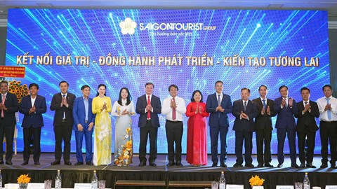 Ngày hội xe đạp vì cộng đồng: Đạp một vòng, hiểu thêm TP.HCM
