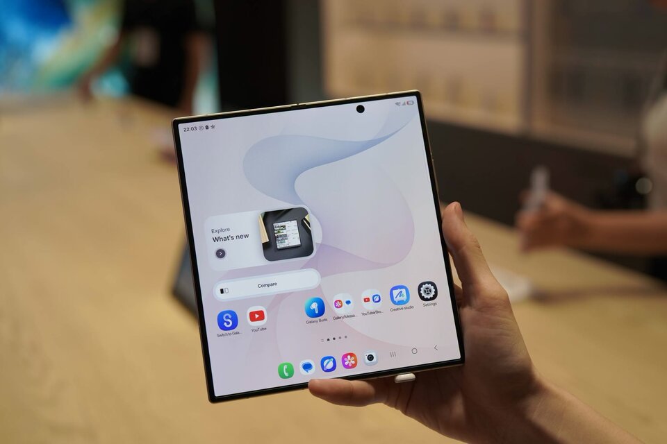Chi phí sửa Z Fold 8 Ultra: nên mua hay phải dè chừng?