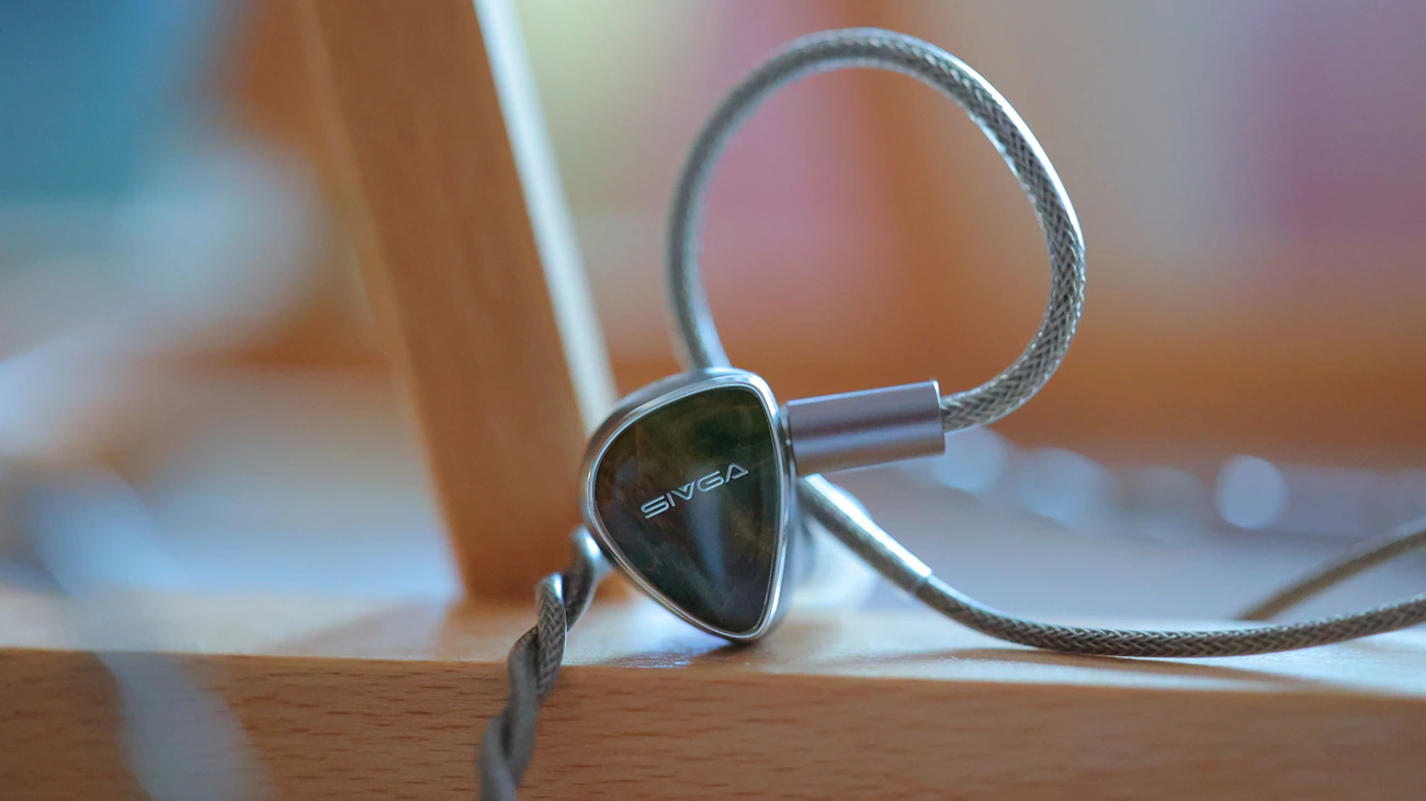 Quad-Driver and Hybrid IEMs Under $200: Which Driver Design Wins?