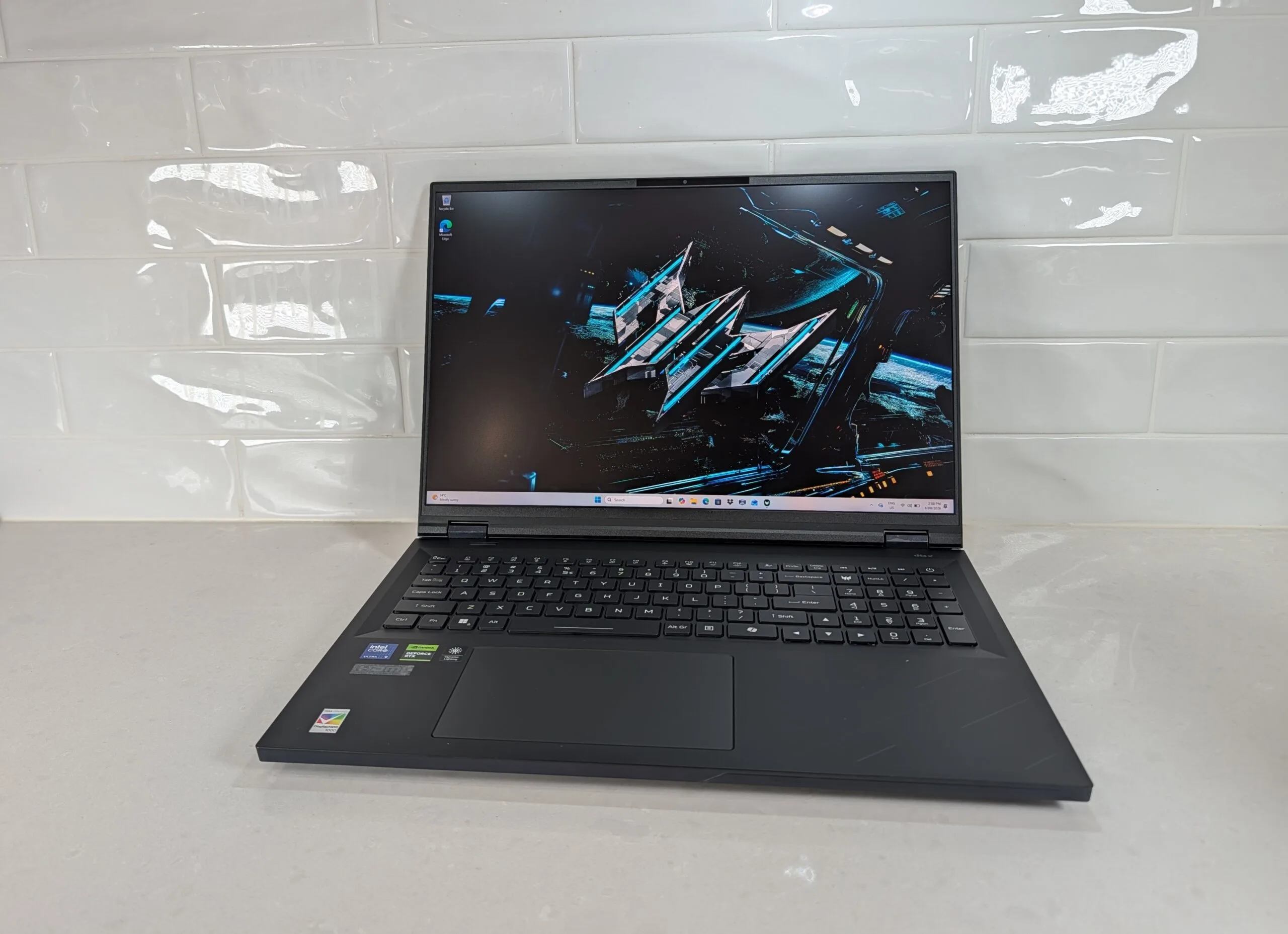 Lenovo Legion 5 RTX 5070 vs Predator Helios 18 AI