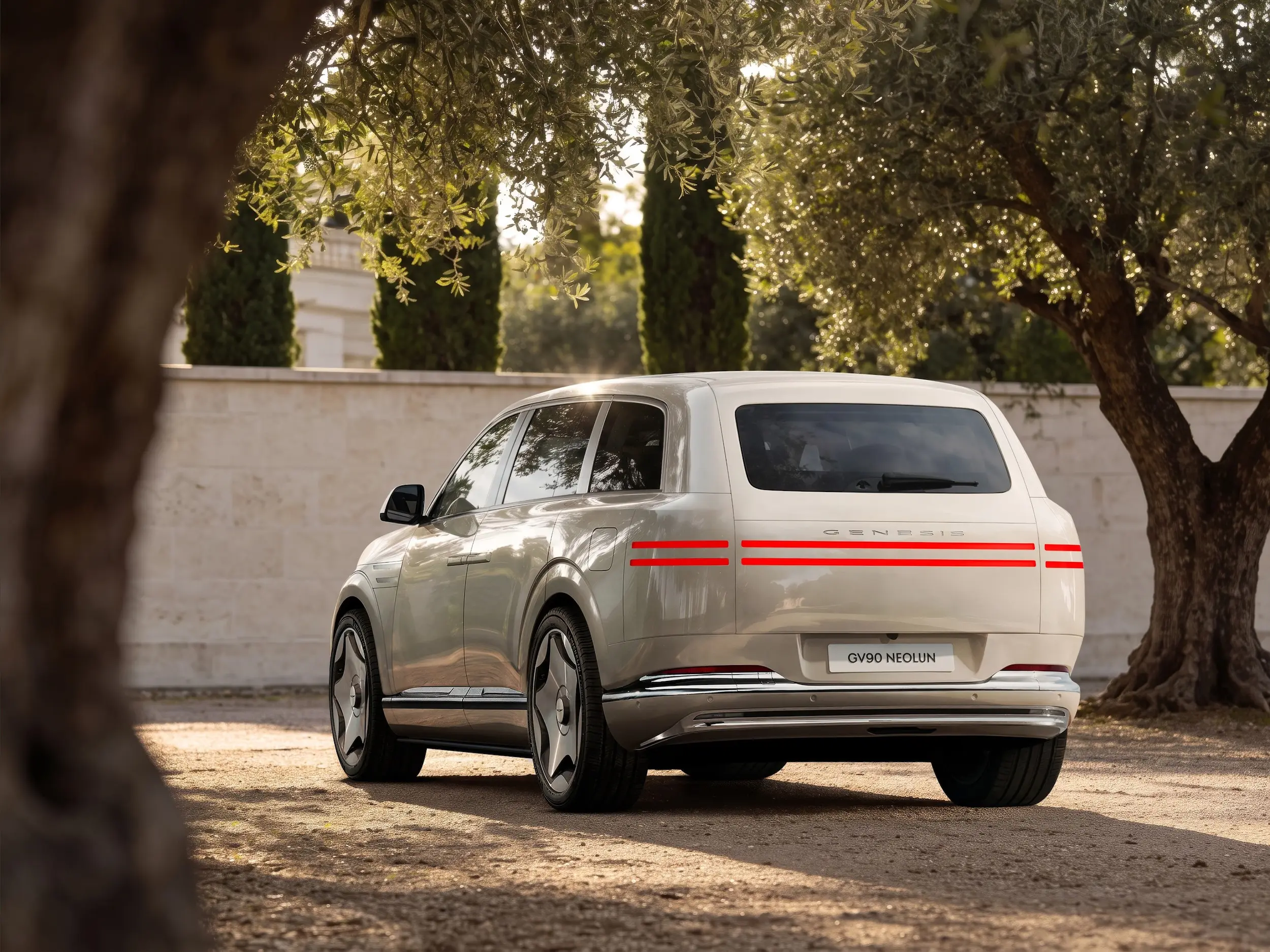 Genesis GV90 Flagship Electric SUV Buying Guide