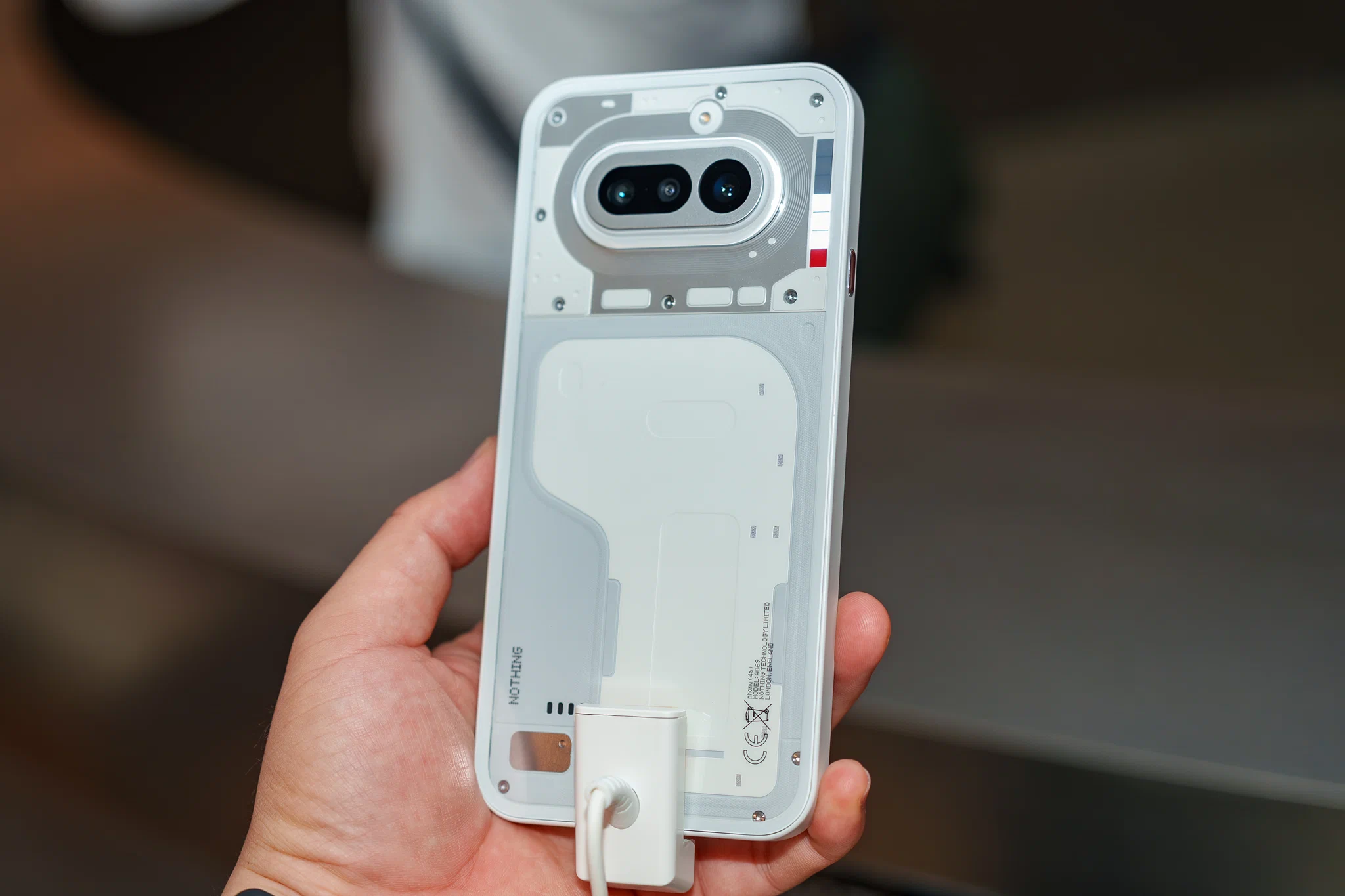 Nothing Phone (4a): Thiết kế Glyph có đủ sức khuấy đảo tầm trung?