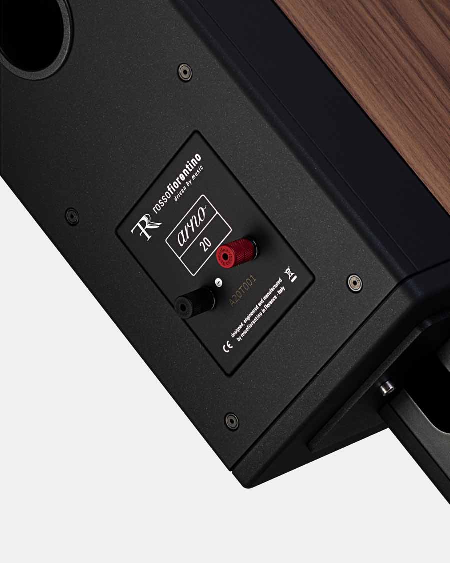 Loa Bookshelf Cao Cấp: Rotel Amora 5, Teufel ULTIMA 25 ACTIVE 2 và Rosso Fiorentino Arno20