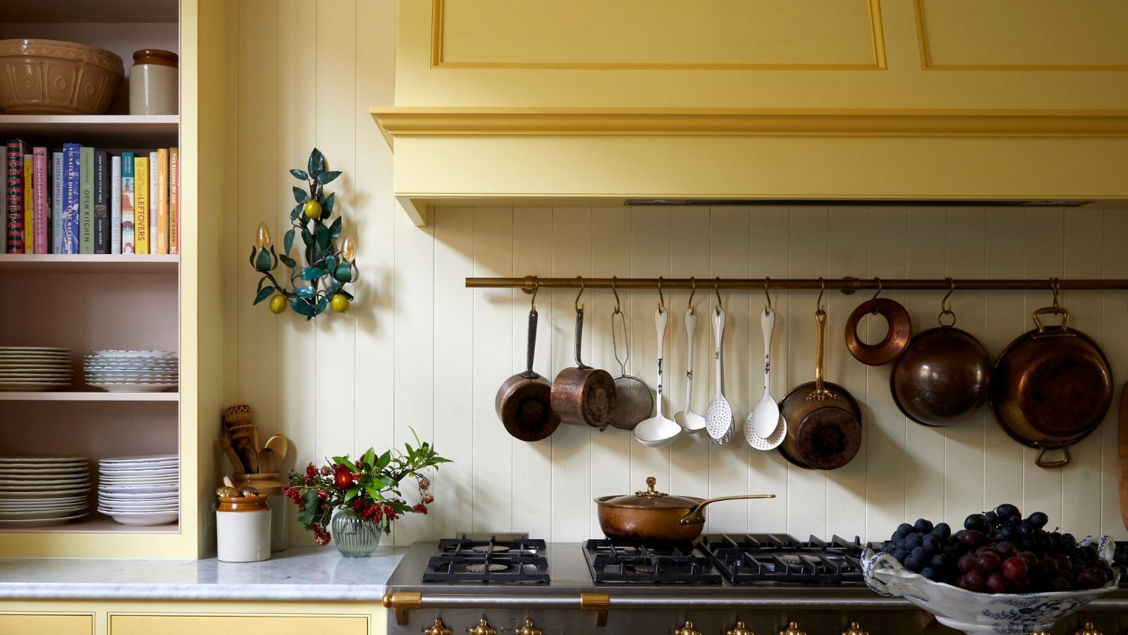Aksesori Dapur Vintage yang Mengubah Ruang Makan Biasa Menjadi Hangat dan Penuh Watak