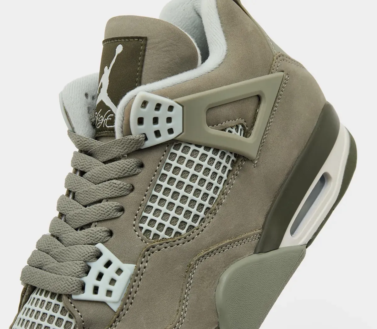 Panduan Lengkap Air Jordan 4 Light Army & Pink Thunder
