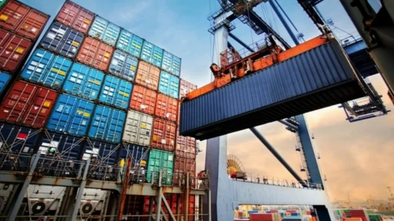 Việt Nam phản bác cáo buộc là cầu nối để Trung Quốc né thuế Mỹ