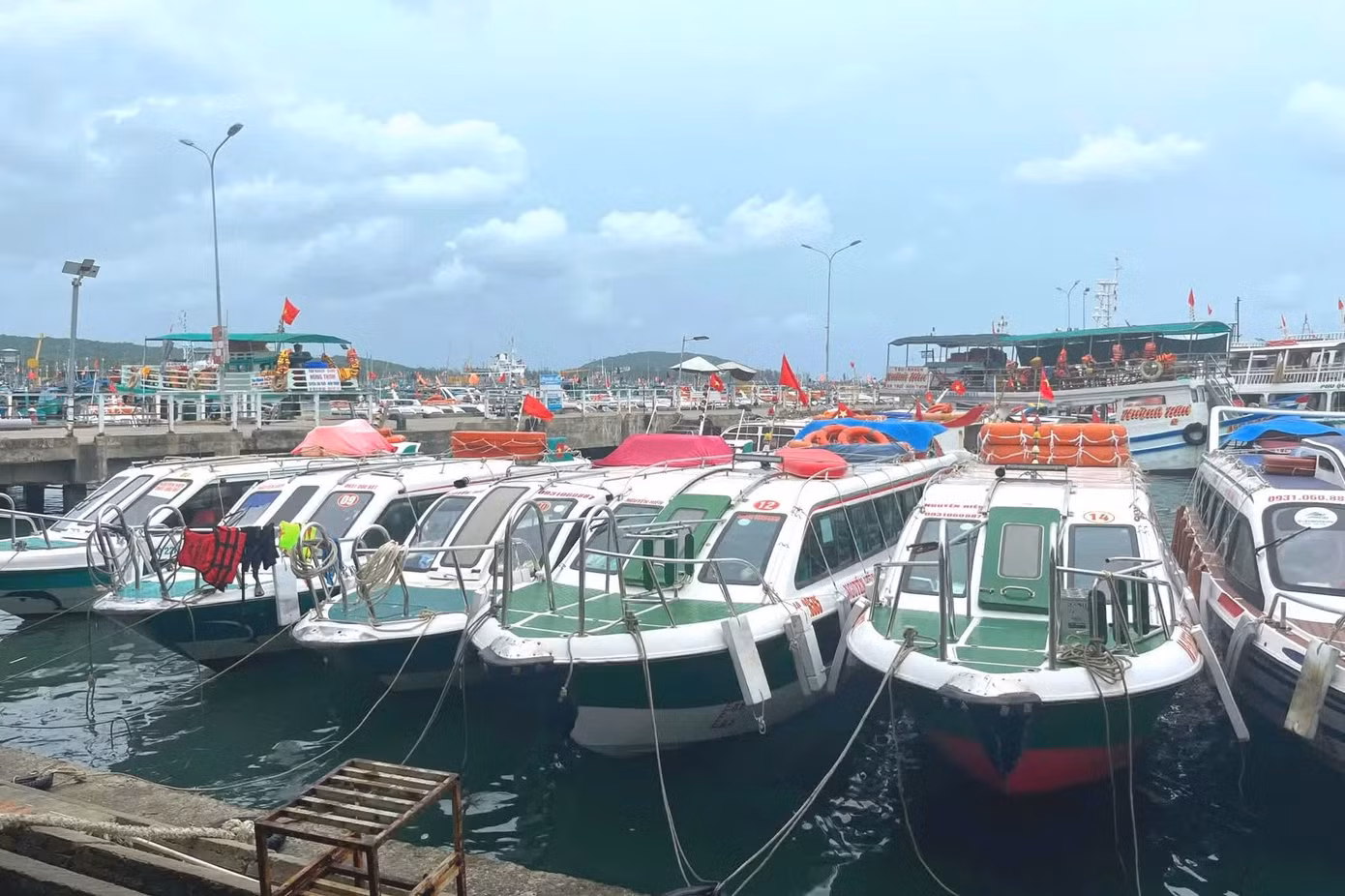 Đừng đánh cược kỳ nghỉ lễ vào tour tự phát của KOL