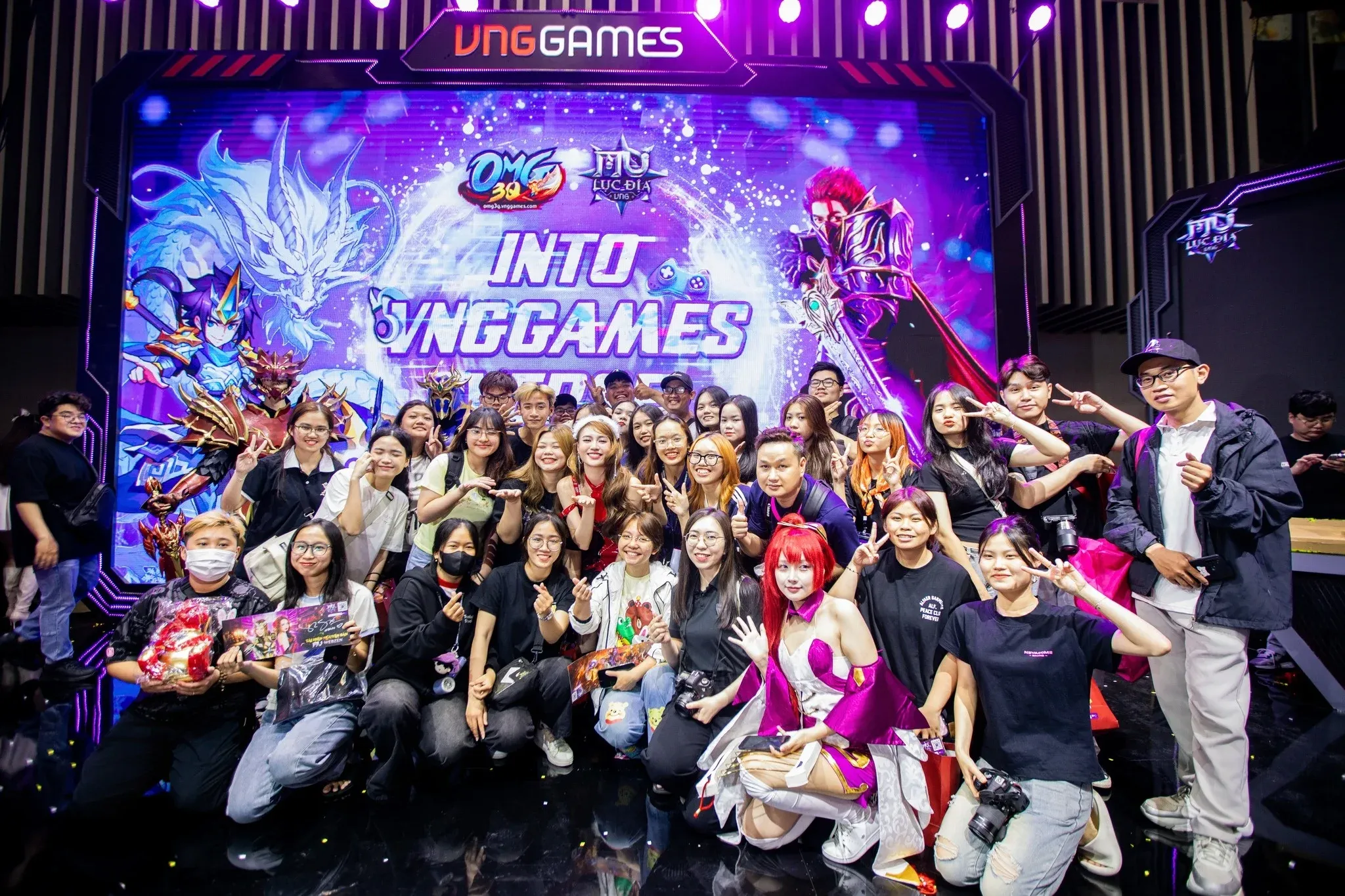 Ba MMORPG di động kỷ niệm cột mốc và cuộc đua giữ chân game thủ