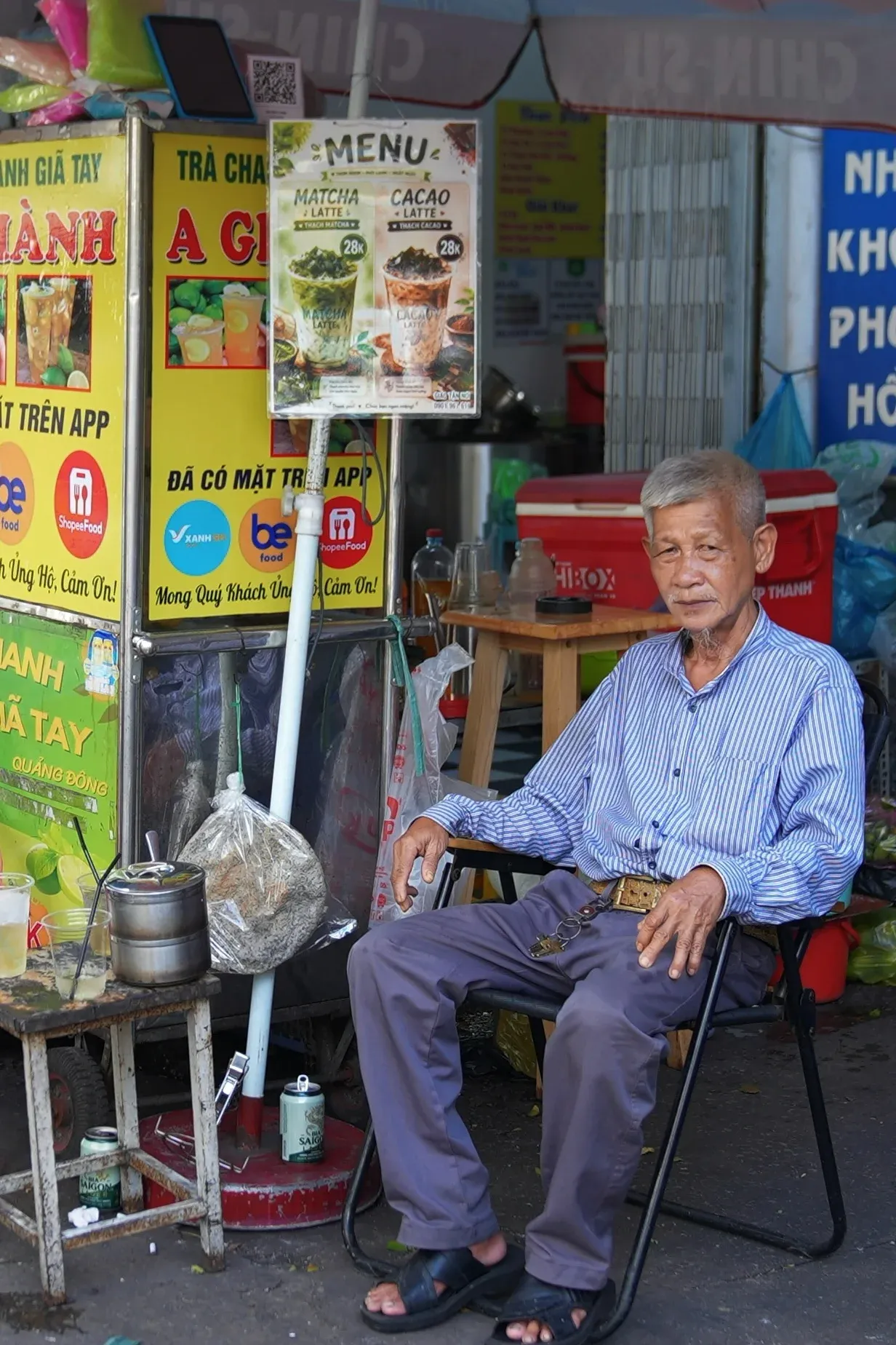 Bí quyết sống còn của những quán ăn đường phố huyền thoại