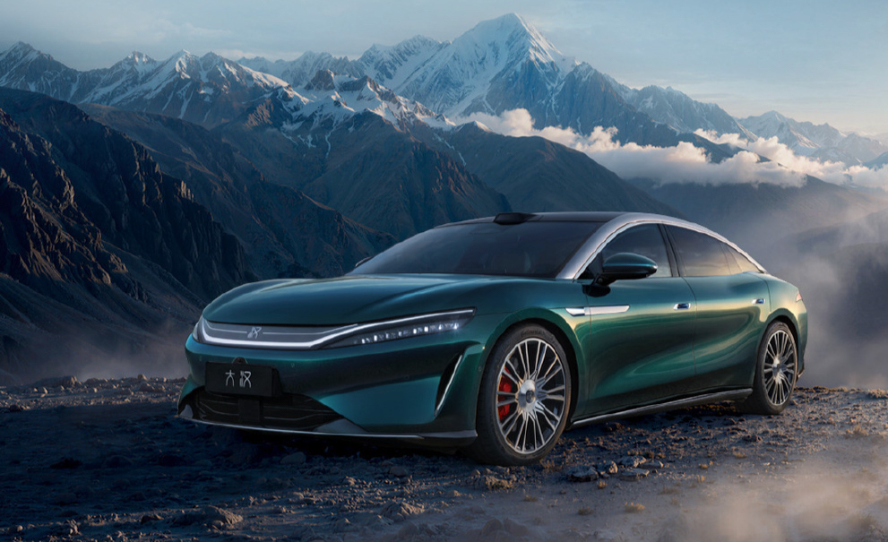 BYD Da Han vs Buick Electra L7: Pengecasan 5 Minit atau 800V?