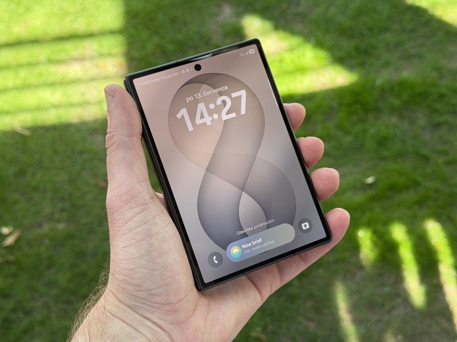 Bagaimana iPhone 17 dan Samsung Mengunci 6% Pasaran Telefon Pintar