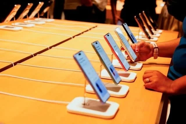 iPhone 17 hay chờ iPhone 18: Nên xuống tiền lúc này?