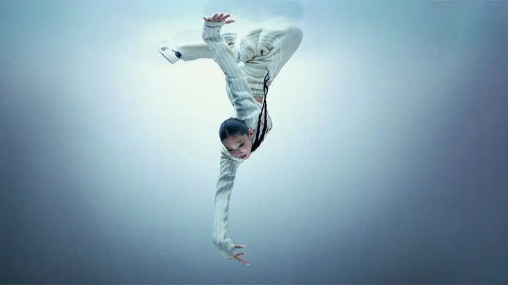 JENNIE x adidas: Ballet Mengubah Bahasa Sportswear