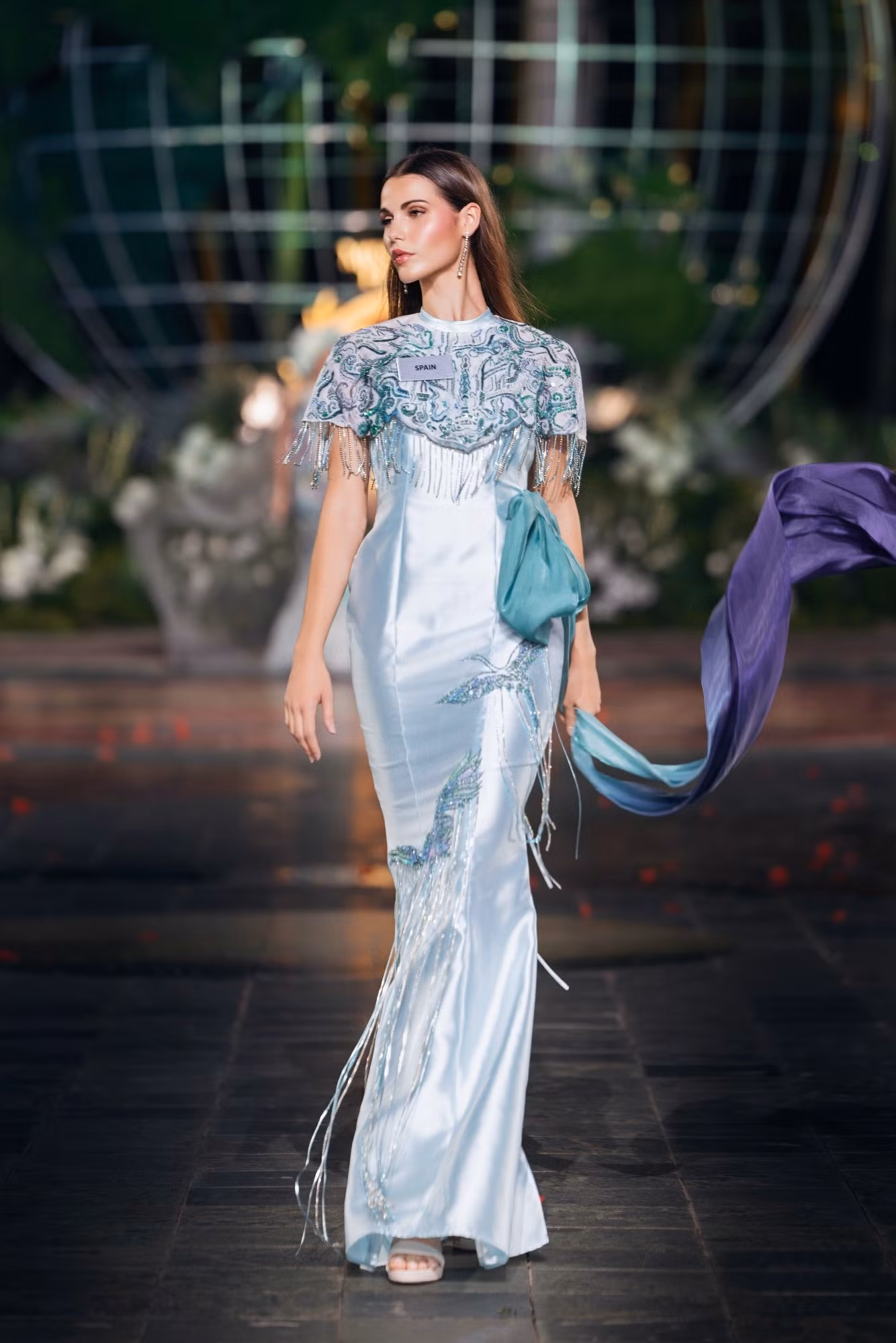 Năm bộ sưu tập Miss World tại Hải Phòng: Khi 111 thí sinh kể chuyện văn hóa Việt trên sàn diễn biển