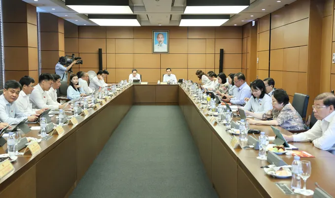 Phân cấp ngân sách cho đô thị động lực: Cơ chế mới nào cho Hà Nội và TP.HCM?