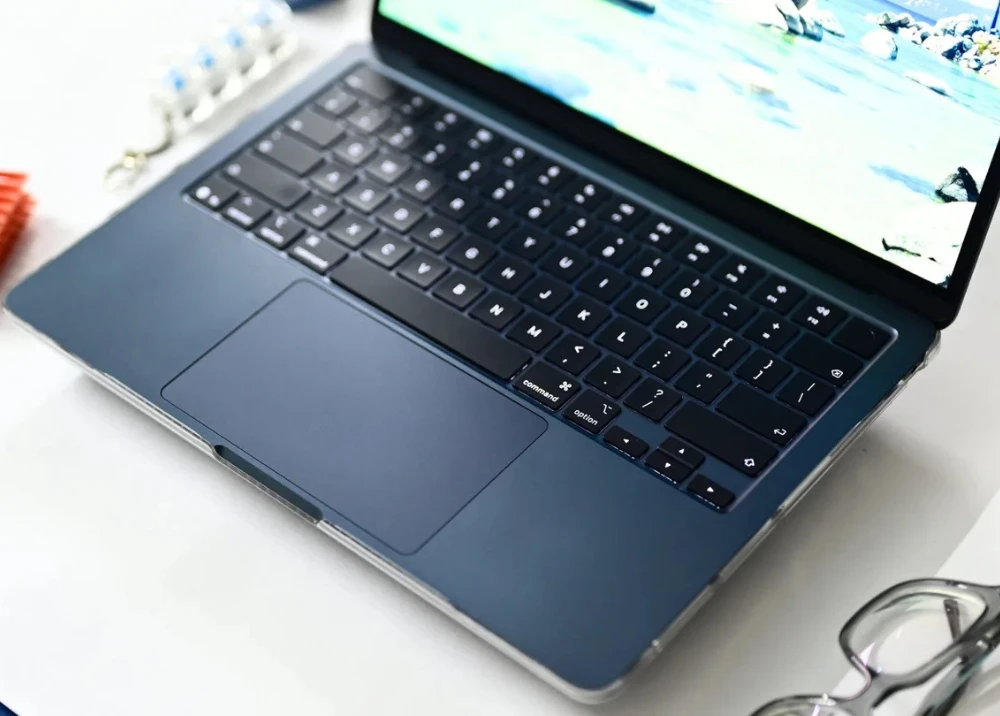 MacBook Neo, Air hay Pro: chọn mẫu nào cho thời điểm bước ngoặt?