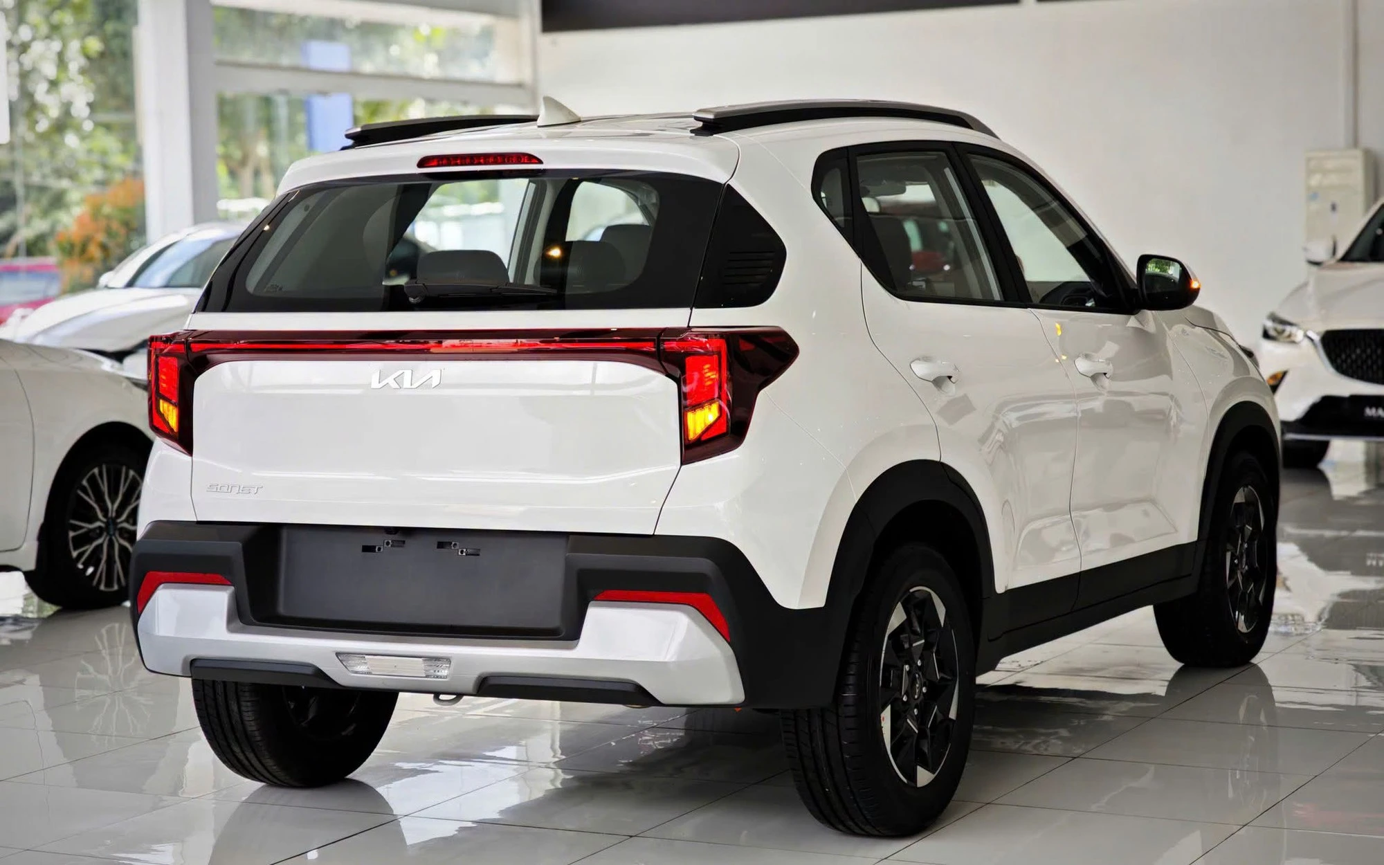 Kia Sonet giá 450 triệu: Đòn giá sâu khuấy đảo SUV cỡ A