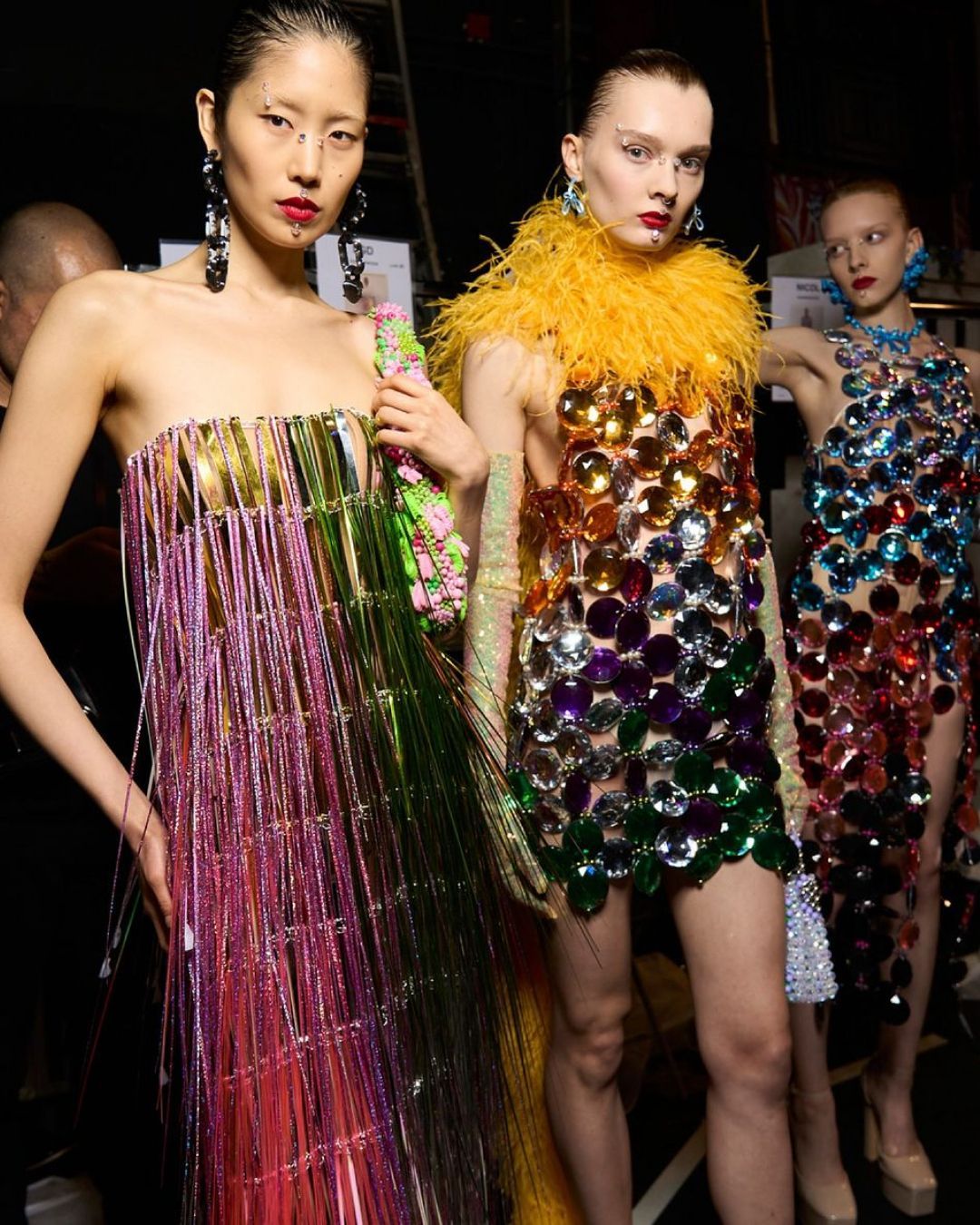Từ Miu Miu đến Uniqlo: Khi upcycling trở thành chiến lược thời trang chính
