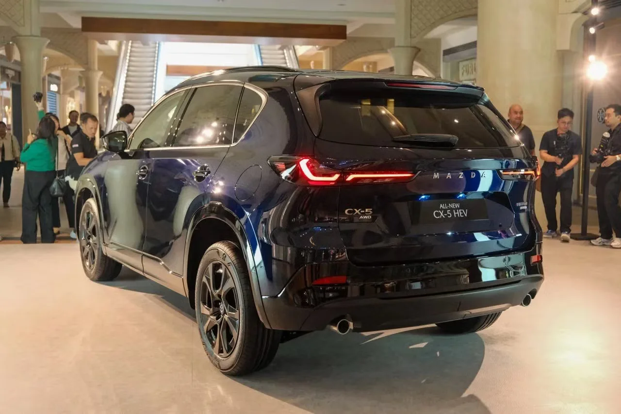 Mazda CX-5 hybrid chốt giá tại Philippines: cơ hội hay bất lợi trước Corolla Cross khi về Việt Nam?