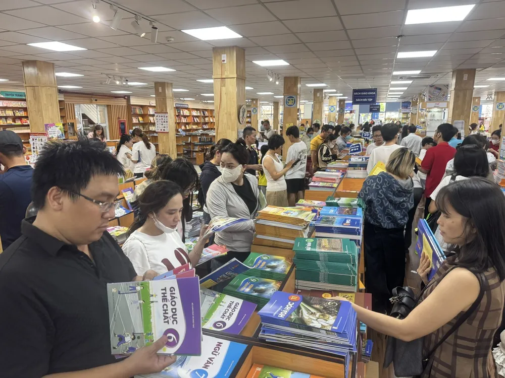TP.HCM triển khai miễn phí sách giáo khoa: Phụ huynh cần chuẩn bị gì?
