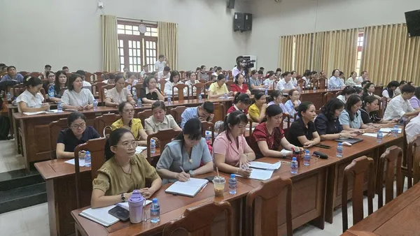 Công nghệ ‘Tick xanh trách nhiệm’ đang thay đổi bếp ăn học đường