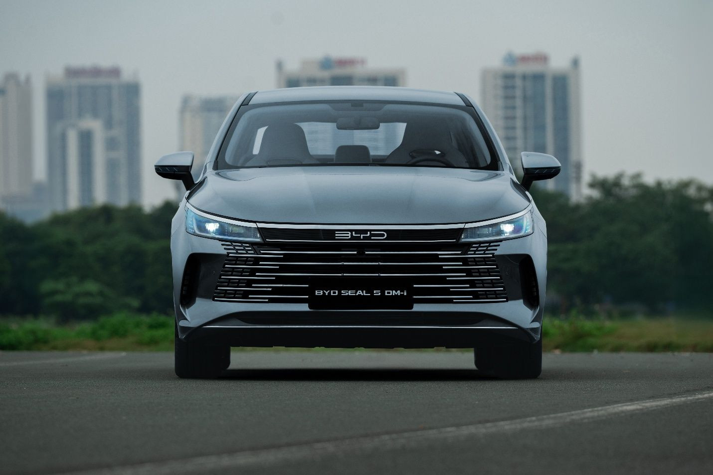 BYD Fest 102 Mùa 2: 353 đơn trong một ngày và tham vọng chiếm thị trường xe dịch vụ điện