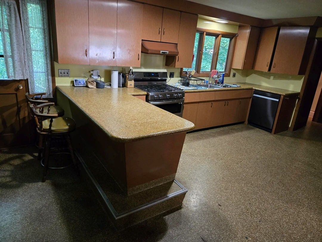 Why Vintage Cabinet Design Is Shaping Modern Kitchens
