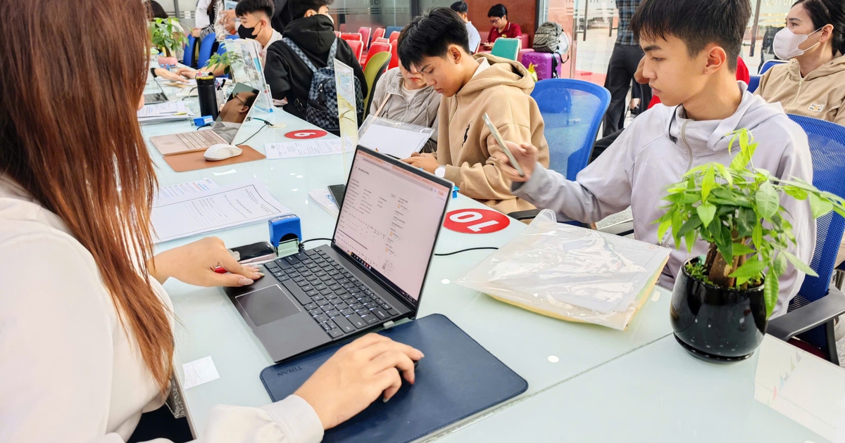 Xét tuyển bổ sung đại học: Từ chối nhập học đợt một và cách đi cho chắc