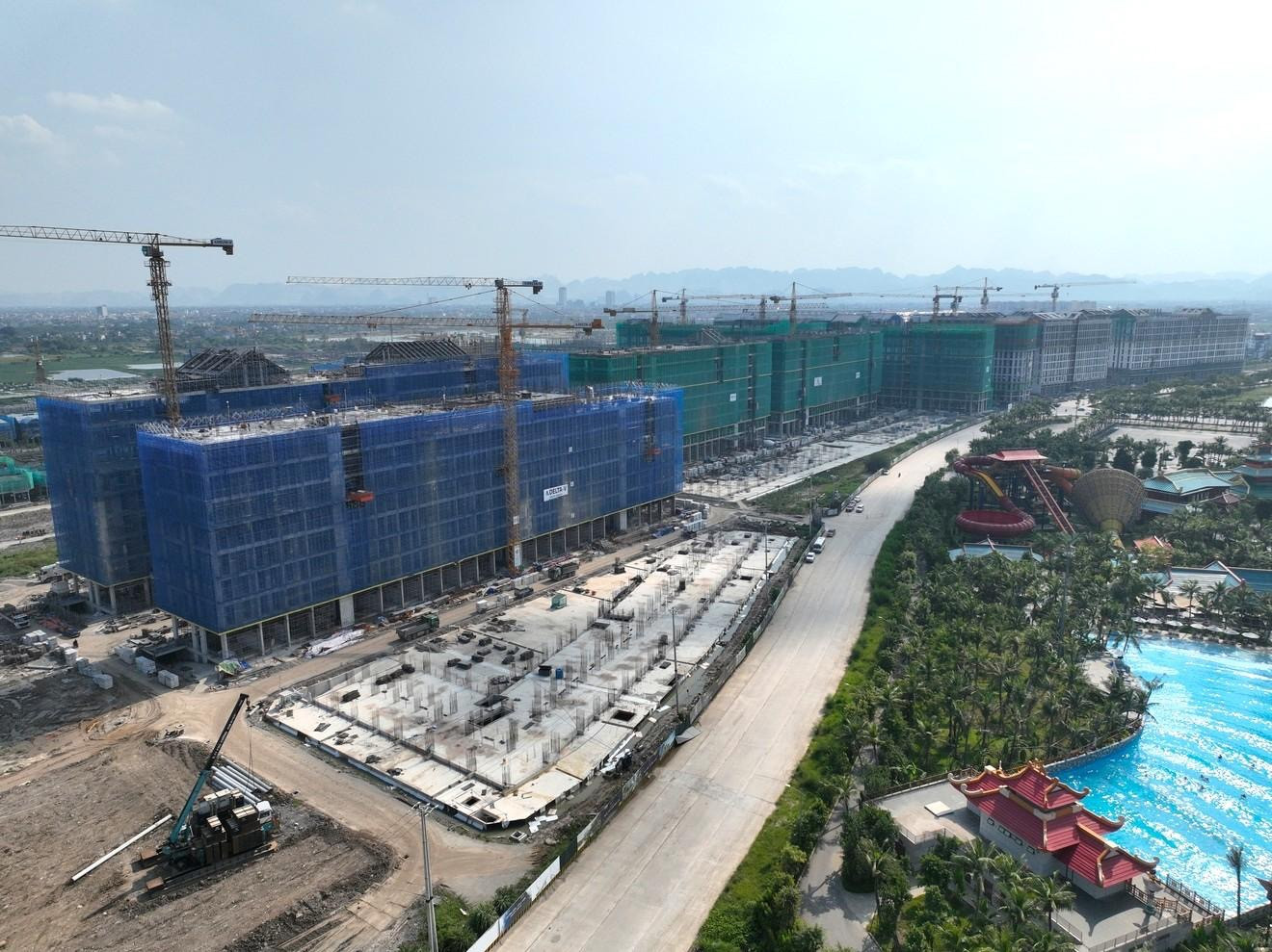 Park Residence Hà Nội cất nóc 15 tòa tháp: bước ngoặt của Sun Urban City