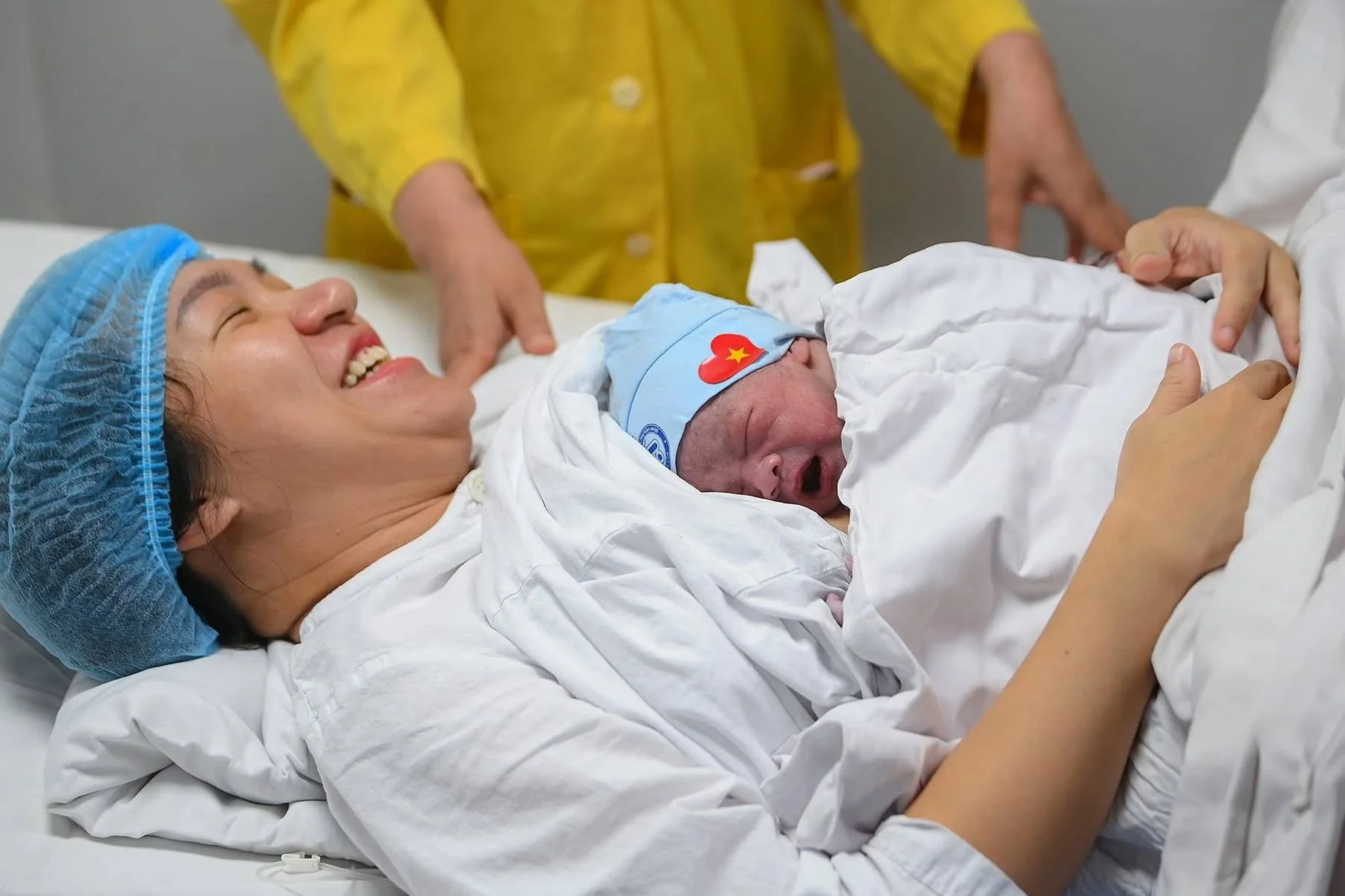 3 hành động tưởng bình thường nhưng là “mật mã” cảm xúc của trẻ
