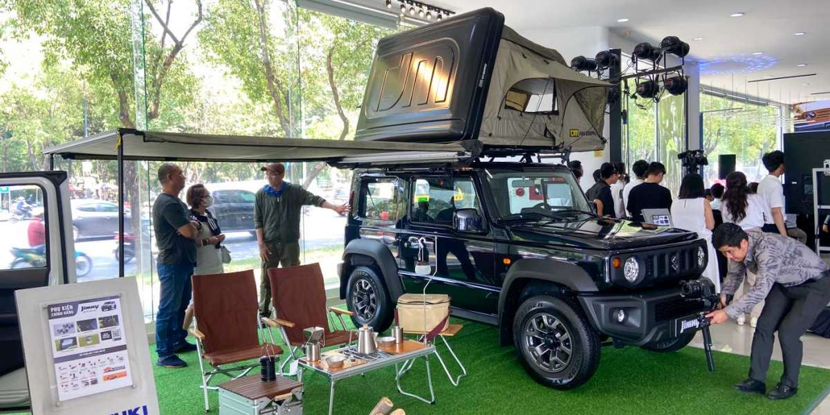 Suzuki XL7 và Jimny: Đòn giá mới trong phân khúc 7 chỗ và off-road