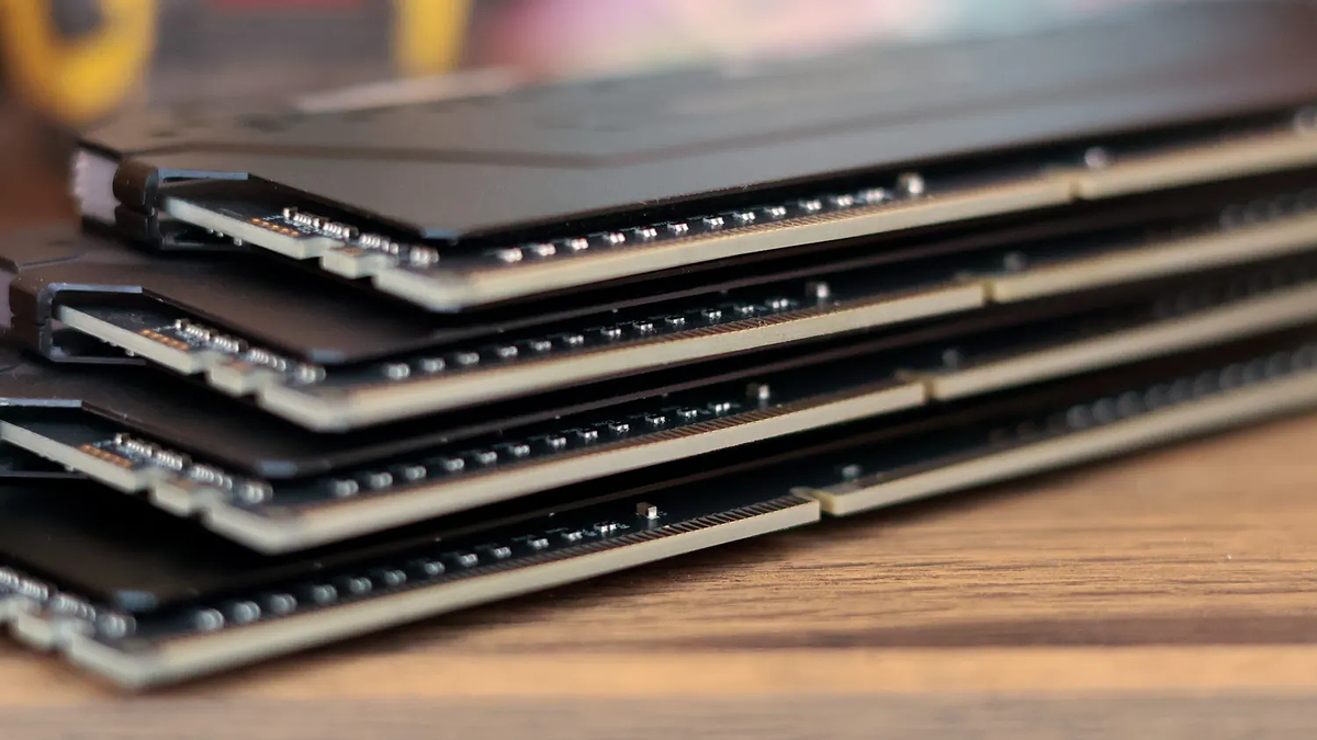 Chiến lược nâng cấp PC tiết kiệm giữa bão giá RAM và SSD