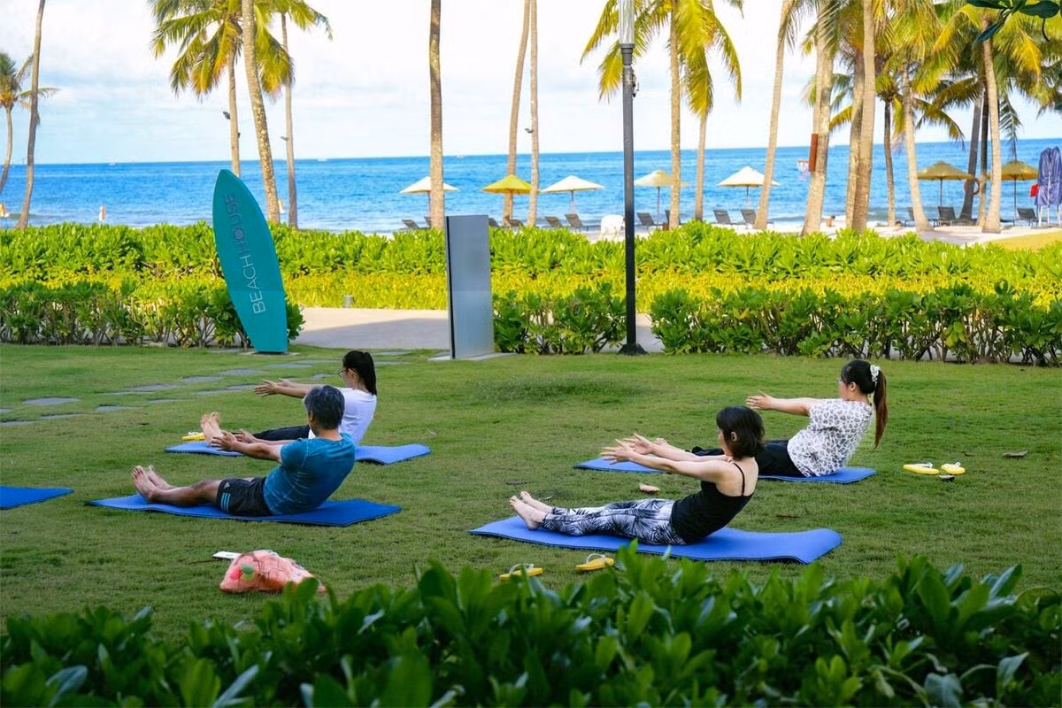 Du lịch yoga chăm sóc sức khỏe: Từ thảm tập đến động lực chọn điểm đến